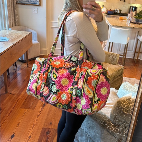 Vera Bradley Colorful Floral Travel Bag…. - Picture 6 of 6